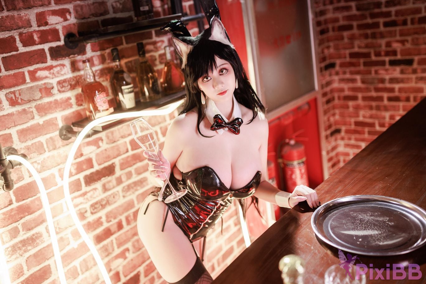 Cosplayer A Xuexue azur lane Atago bunny girl PixiBB.COM 006