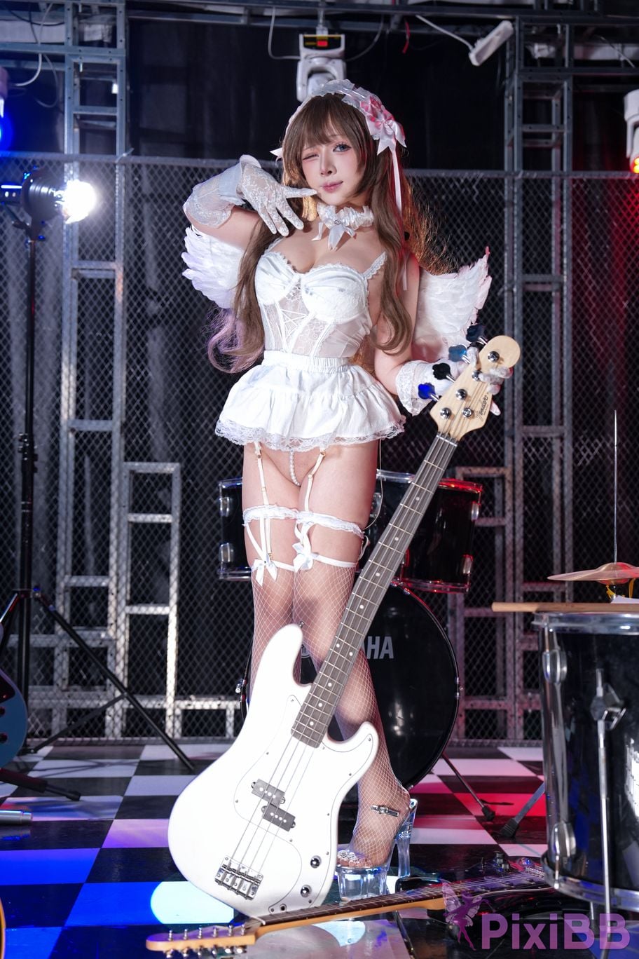 Cosplayer YanYan Stupid Momo angel stage PixiBB.COM 055