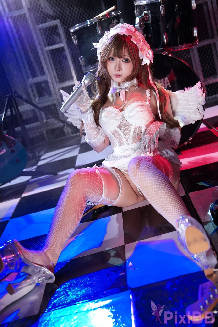 Cosplayer YanYan Stupid Momo angel stage PixiBB.COM 074