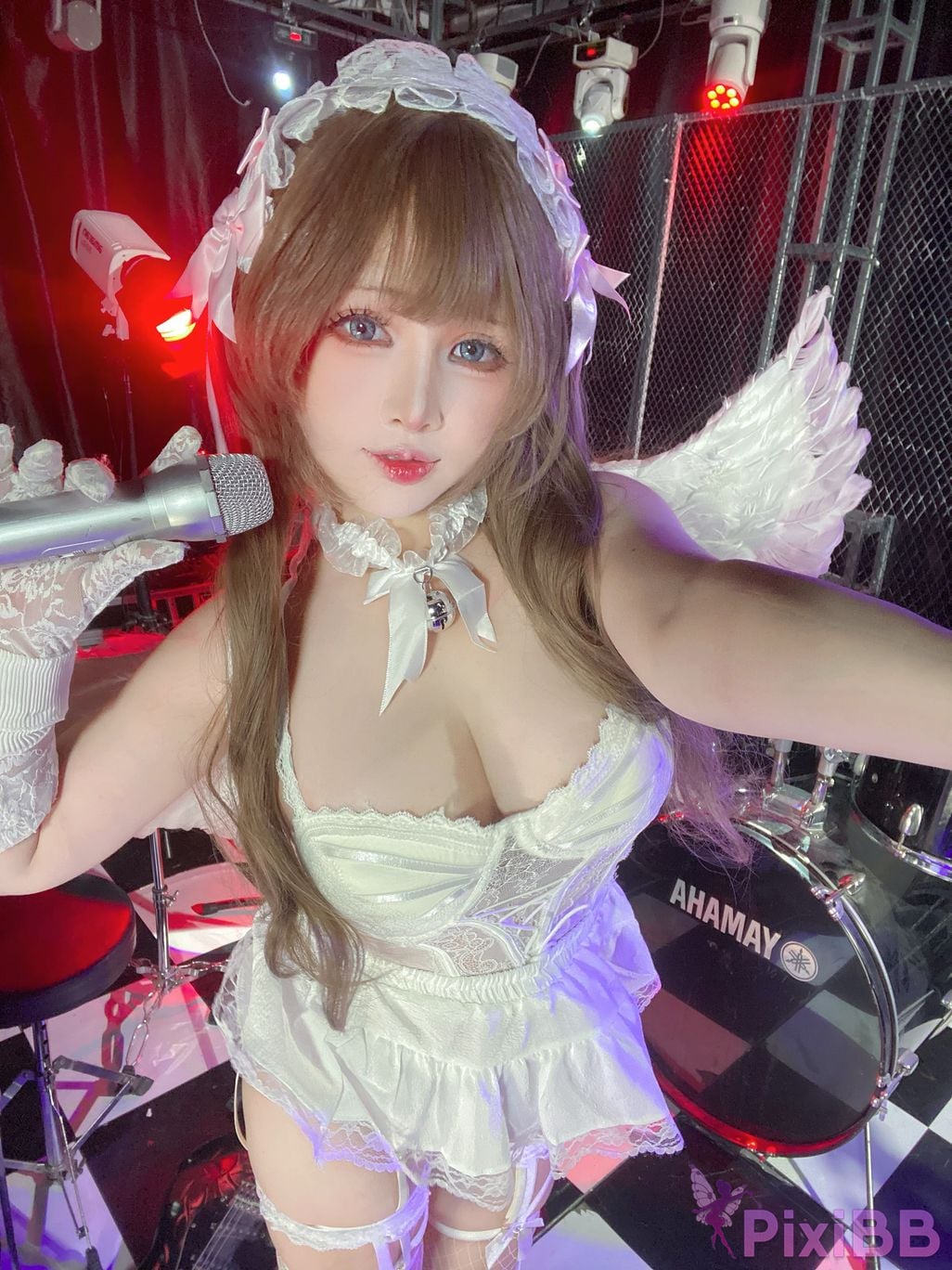 Cosplayer YanYan Stupid Momo angel stage PixiBB.COM 088