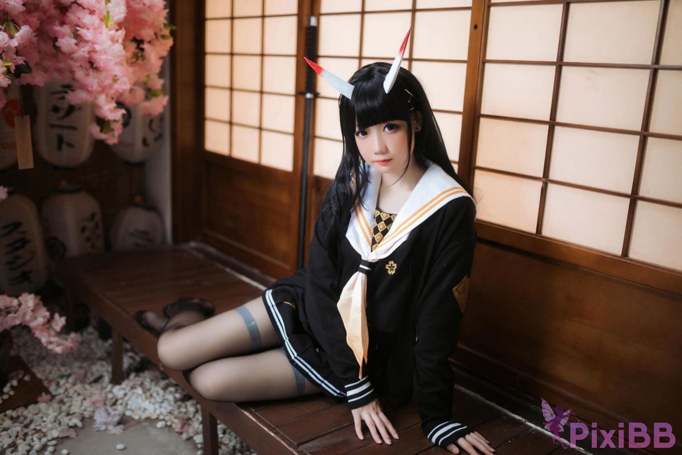 Cosplayer Braised carbon azur lane Xiu PixiBB.COM 013