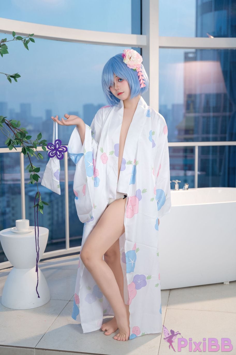 Cosplayer Tomoko Kyodaiou Life in another world from scratch Rem Kimono PixiBB.COM 012