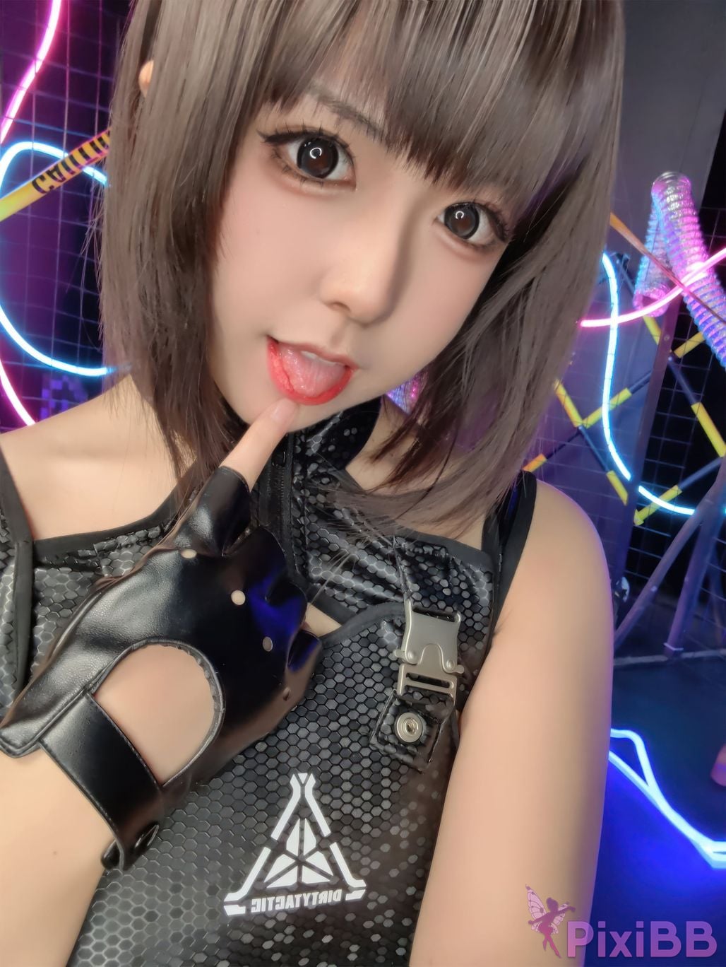 Coser Hu sen sen PixiBB.COM 019
