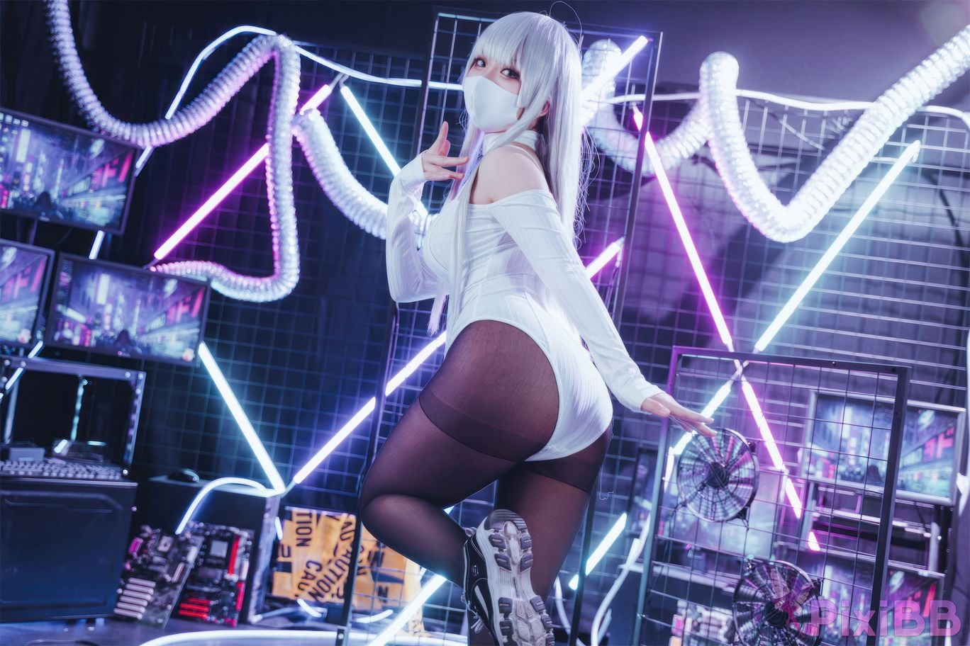 Coser Hu sen sen PixiBB.COM 011