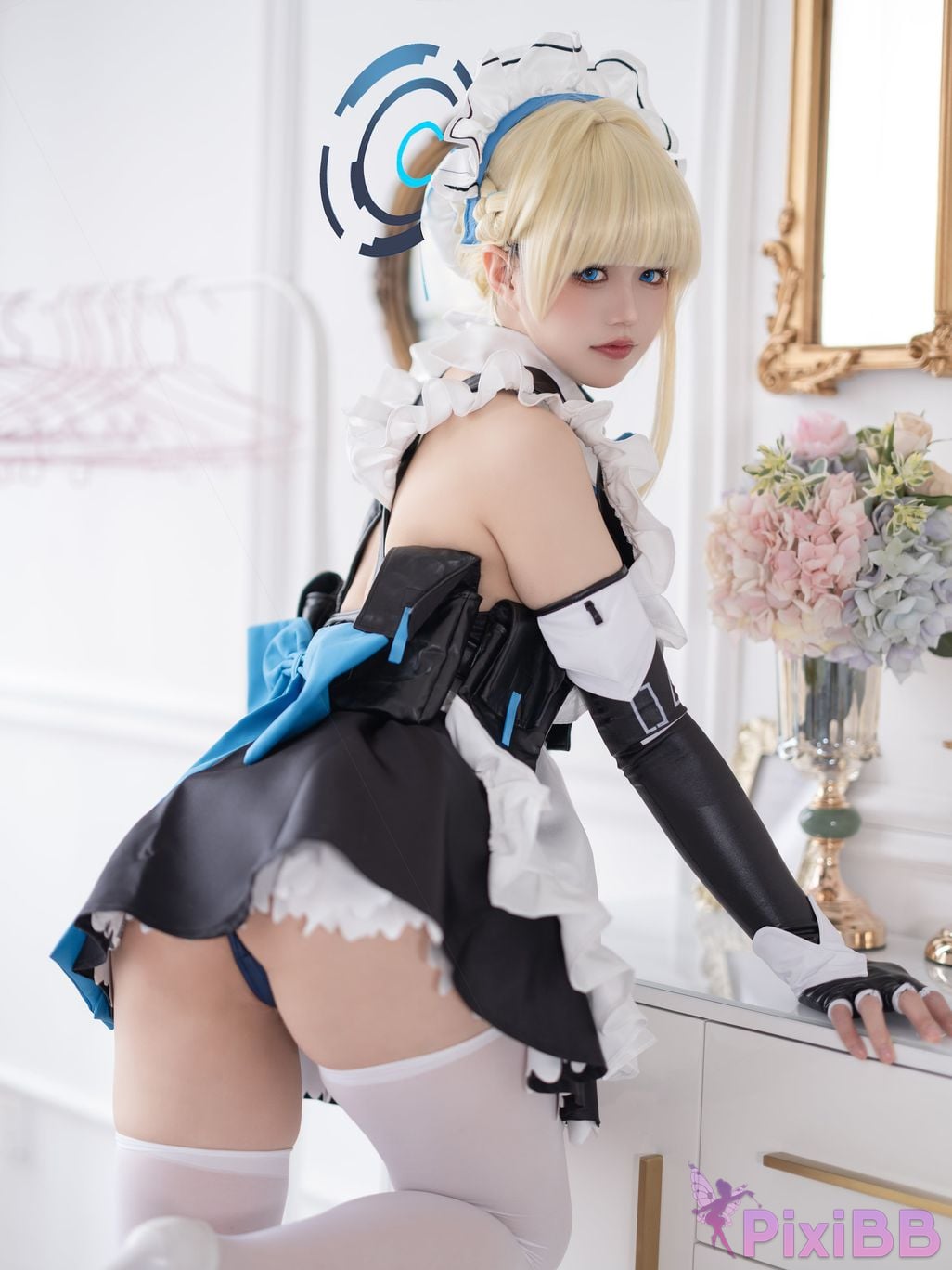 Coser w No.054 Patreon April 2023 PixiBB.COM 004