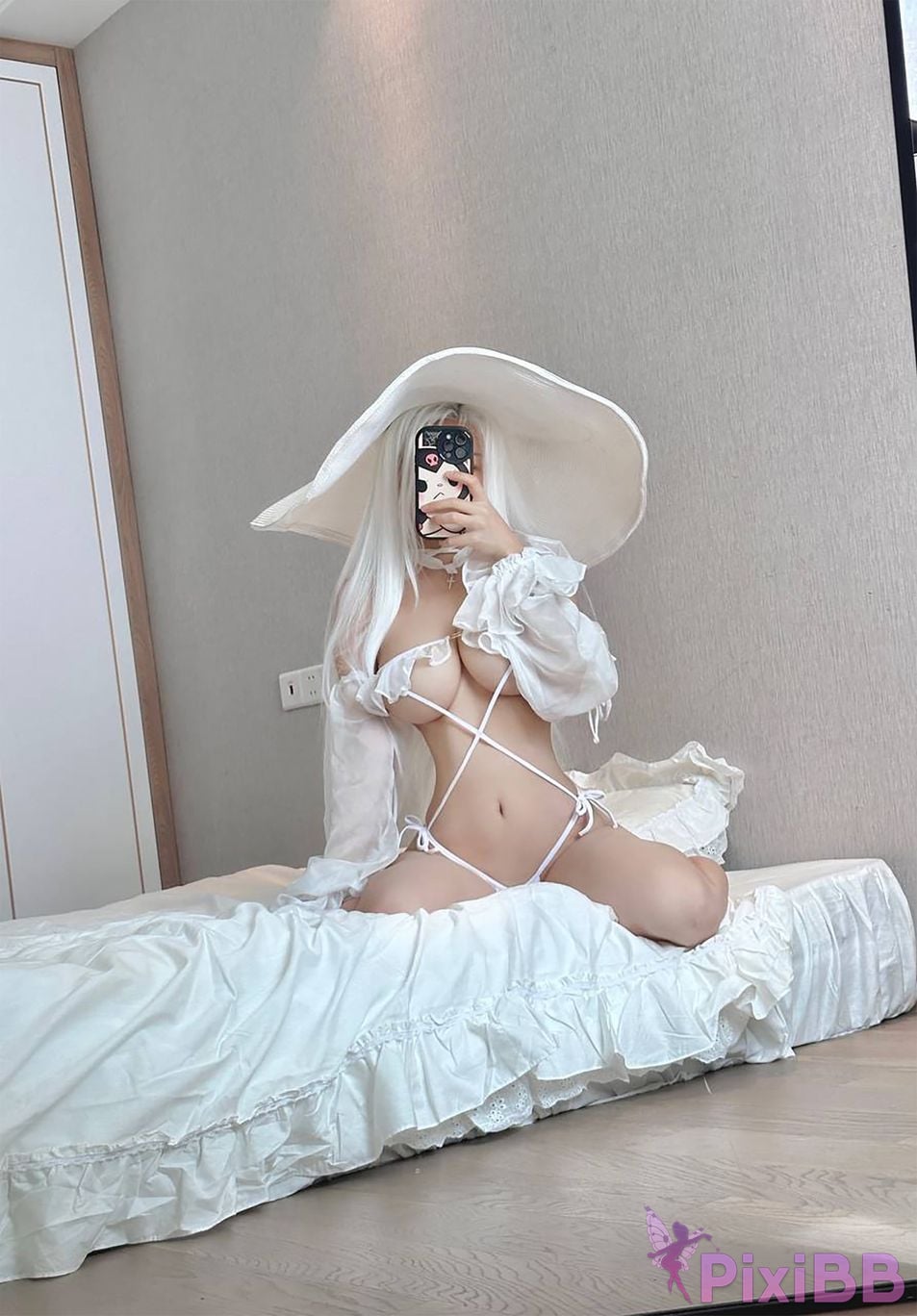 Coser w No.045 Patreon March 2023 PixiBB.COM 031