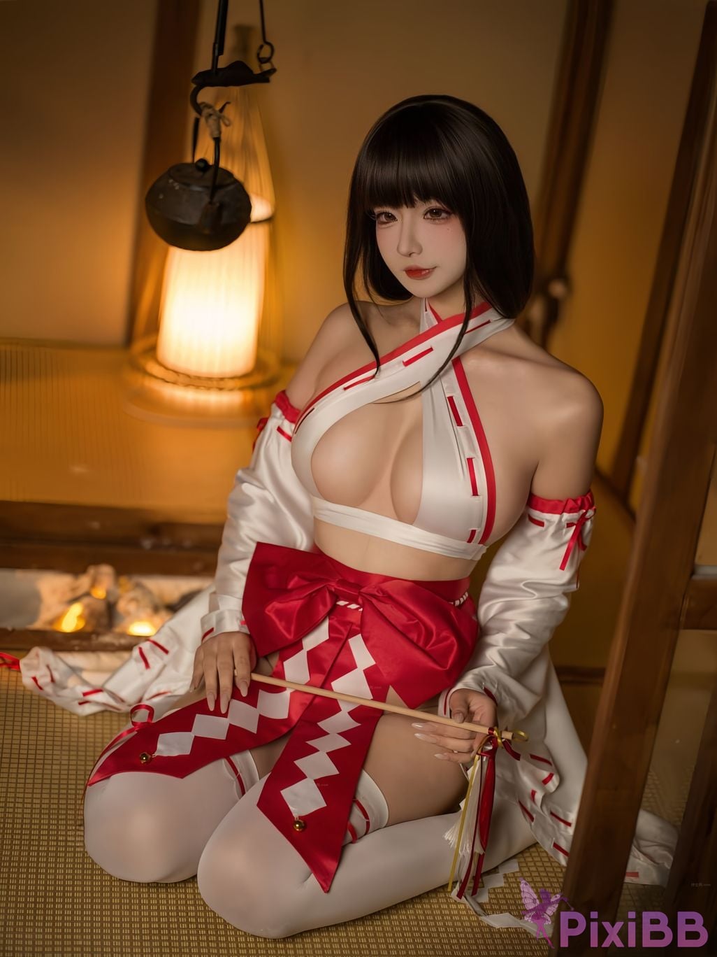 Cosplayer yuuhui Yuhui The Trial of Kagura Miko PixiBB.COM 005