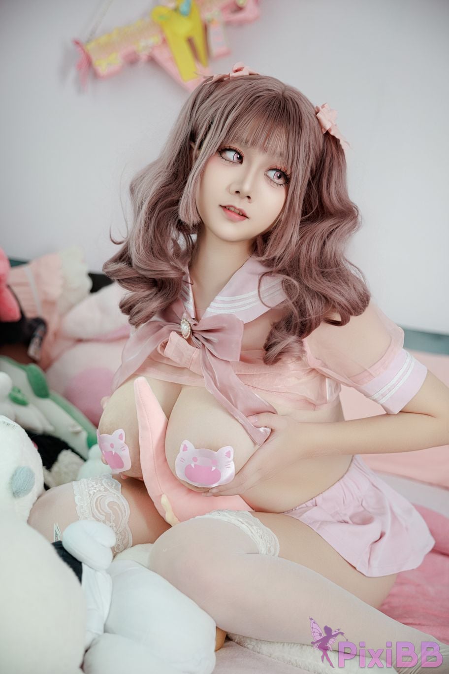 Cosplayer A Xuexue pink girl PixiBB.COM 043