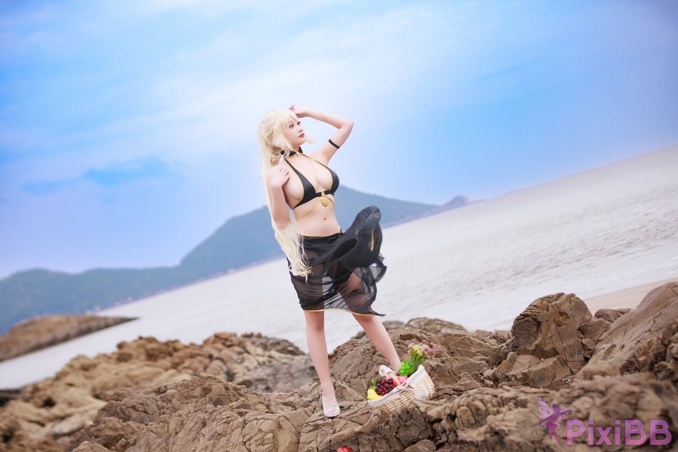 Cosplayer A Xuexue Heizhen swimsuit PixiBB.COM 003