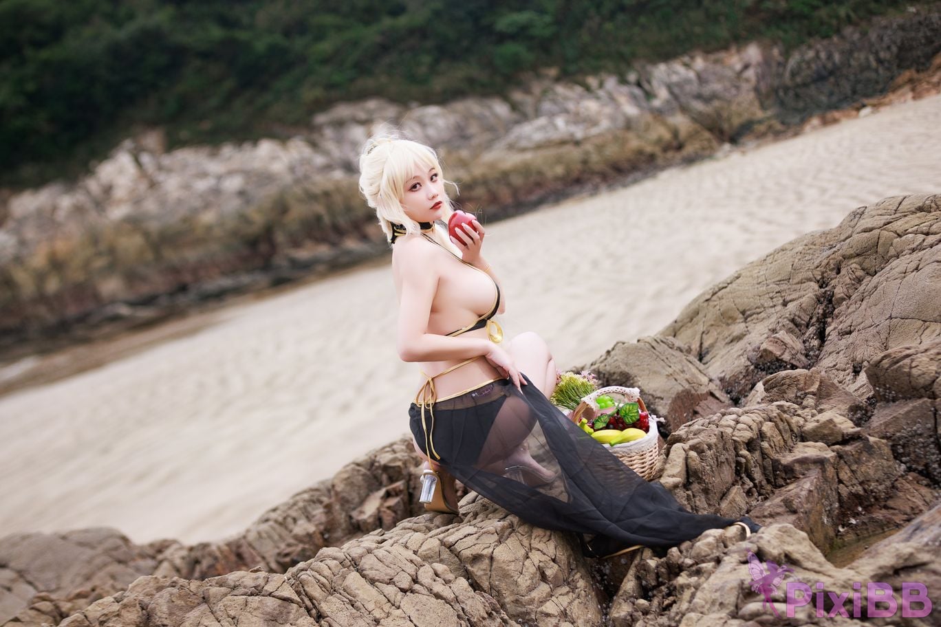 Cosplayer A Xuexue Heizhen swimsuit PixiBB.COM 016