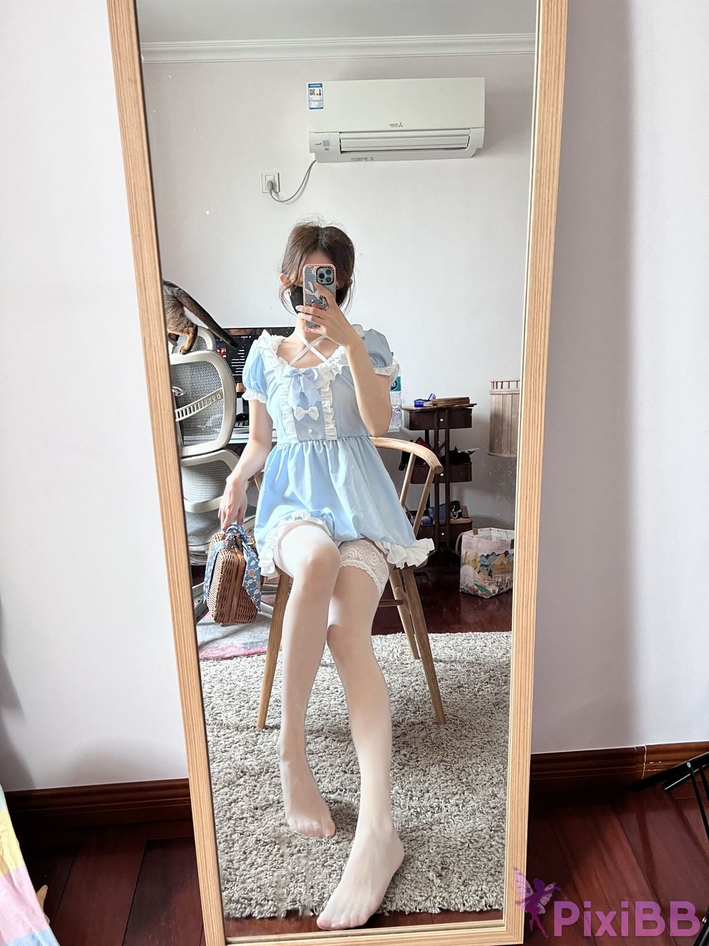 Cosplayer 51 Sauce 2023 Year 03 Yue Zhen love powder PixiBB.COM 040