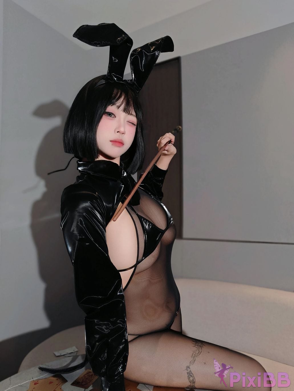 Cosplayer Mochi is delicious magician bunny girl PixiBB.COM 013
