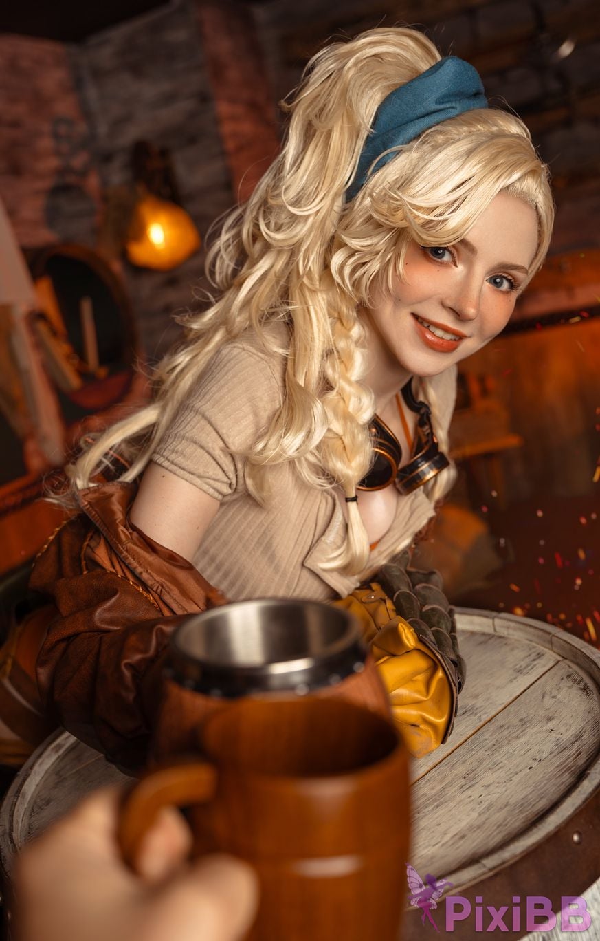 Cosplayer Peach milky Gemma PixiBB.COM 004