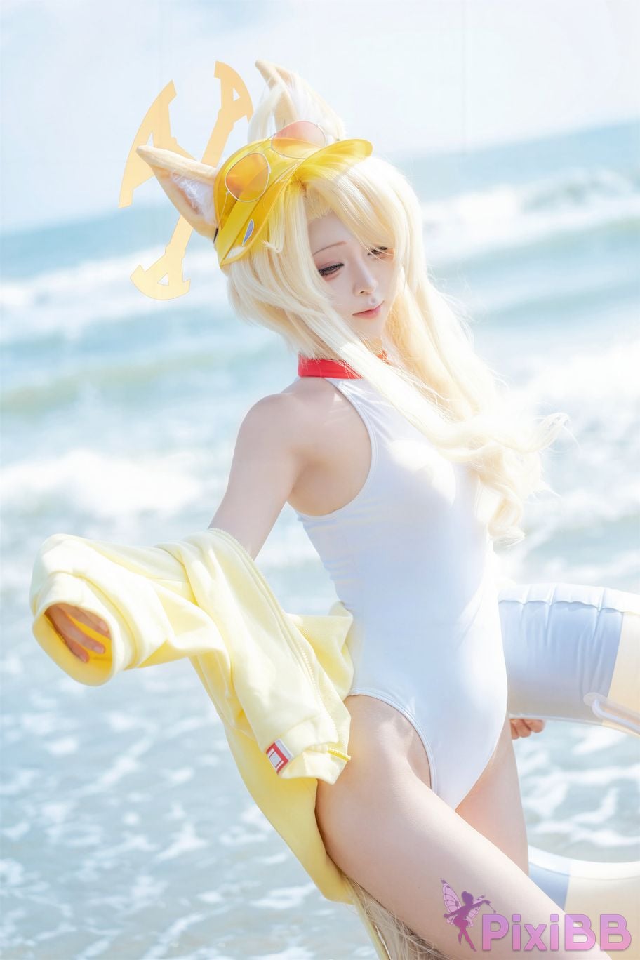 Cosplayer vector fish Blue Archive Lily Garden Shengya swimsuit PixiBB.COM 004