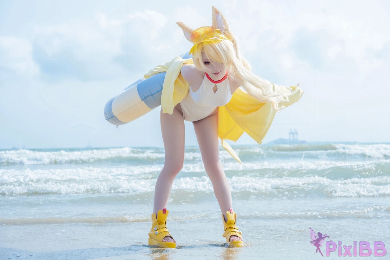 Cosplayer vector fish Blue Archive Lily Garden Shengya swimsuit PixiBB.COM 007