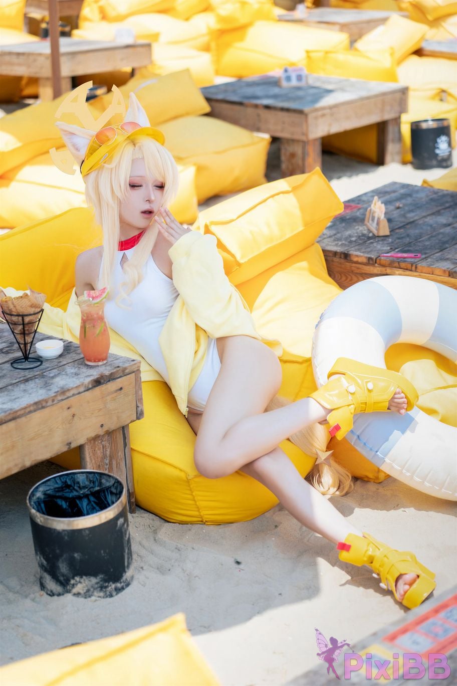 Cosplayer vector fish Blue Archive Lily Garden Shengya swimsuit PixiBB.COM 010