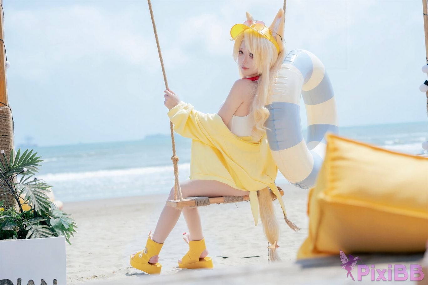 Cosplayer vector fish Blue Archive Lily Garden Shengya swimsuit PixiBB.COM 028