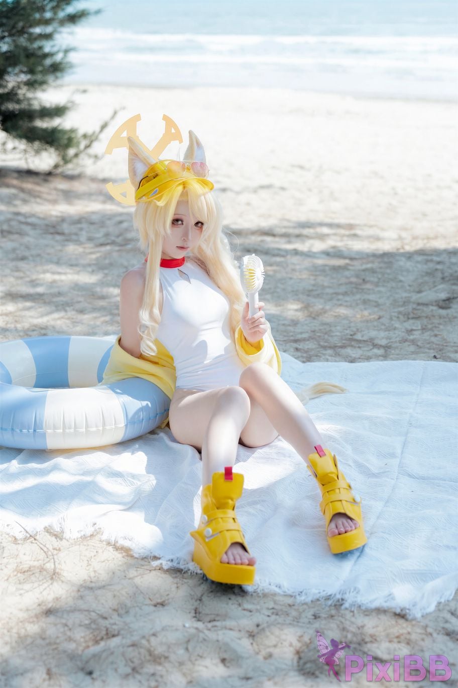 Cosplayer vector fish Blue Archive Lily Garden Shengya swimsuit PixiBB.COM 035