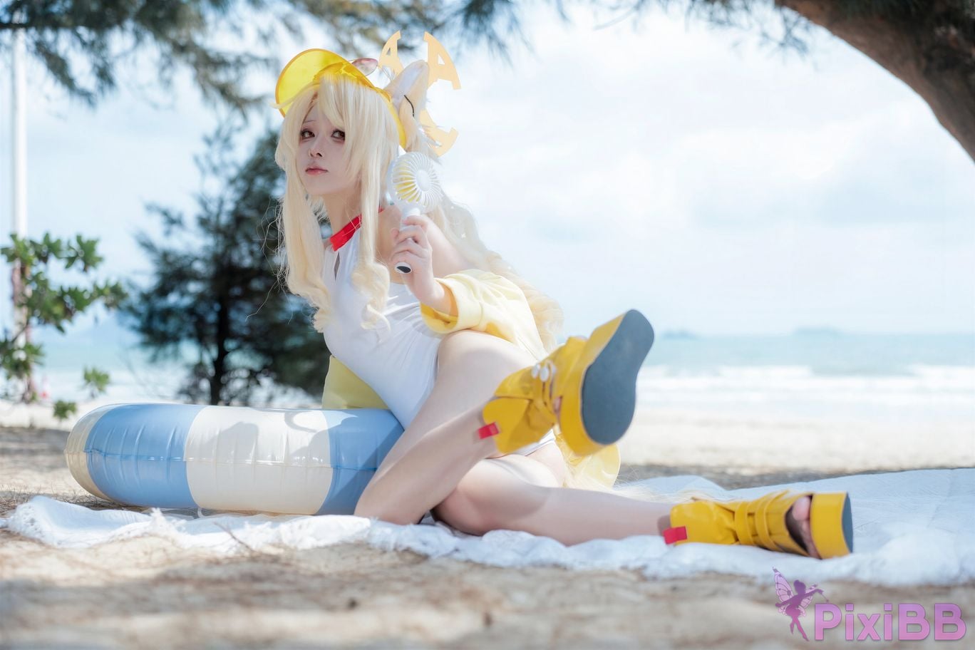 Cosplayer vector fish Blue Archive Lily Garden Shengya swimsuit PixiBB.COM 037