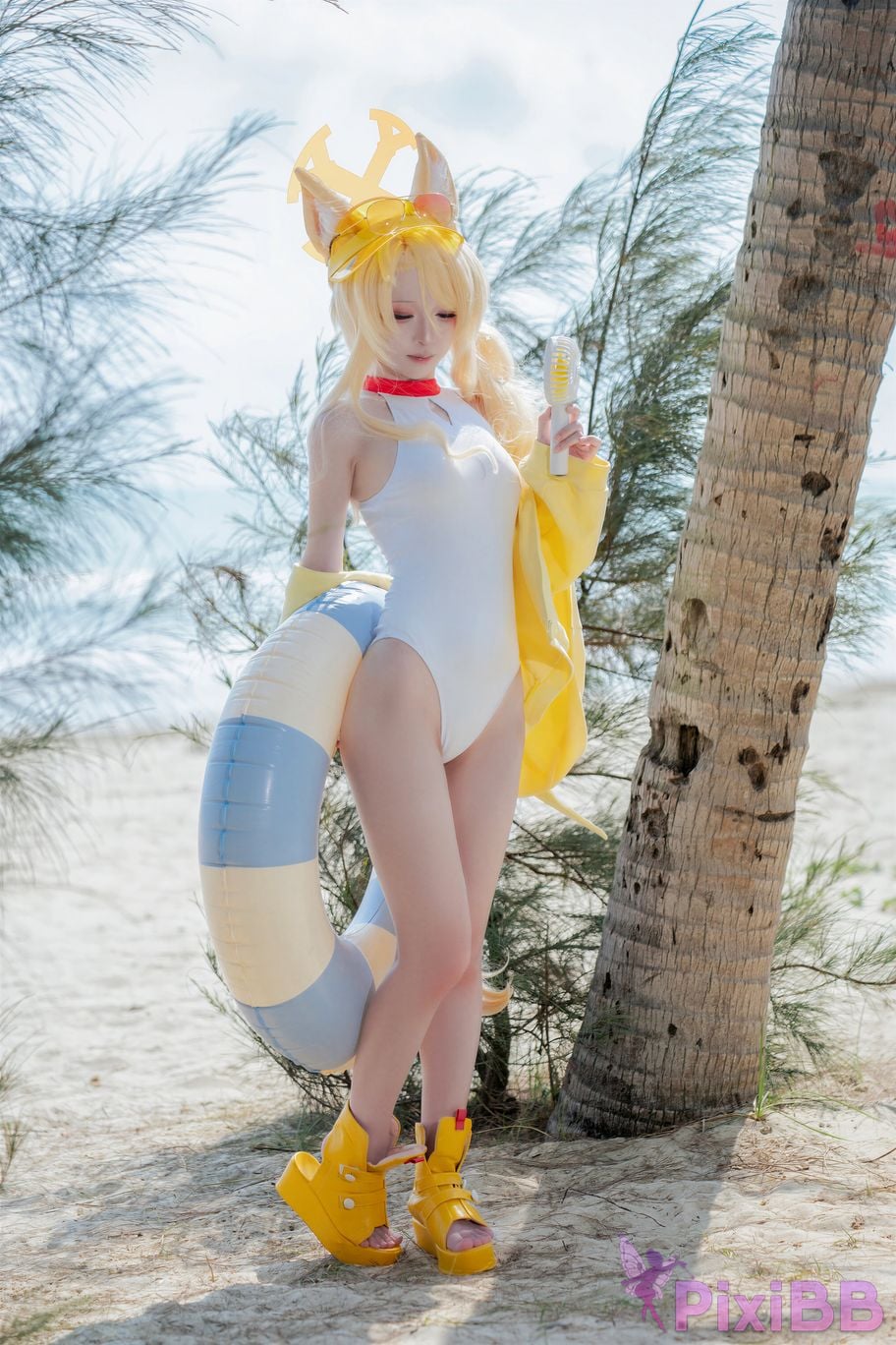 Cosplayer vector fish Blue Archive Lily Garden Shengya swimsuit PixiBB.COM 048