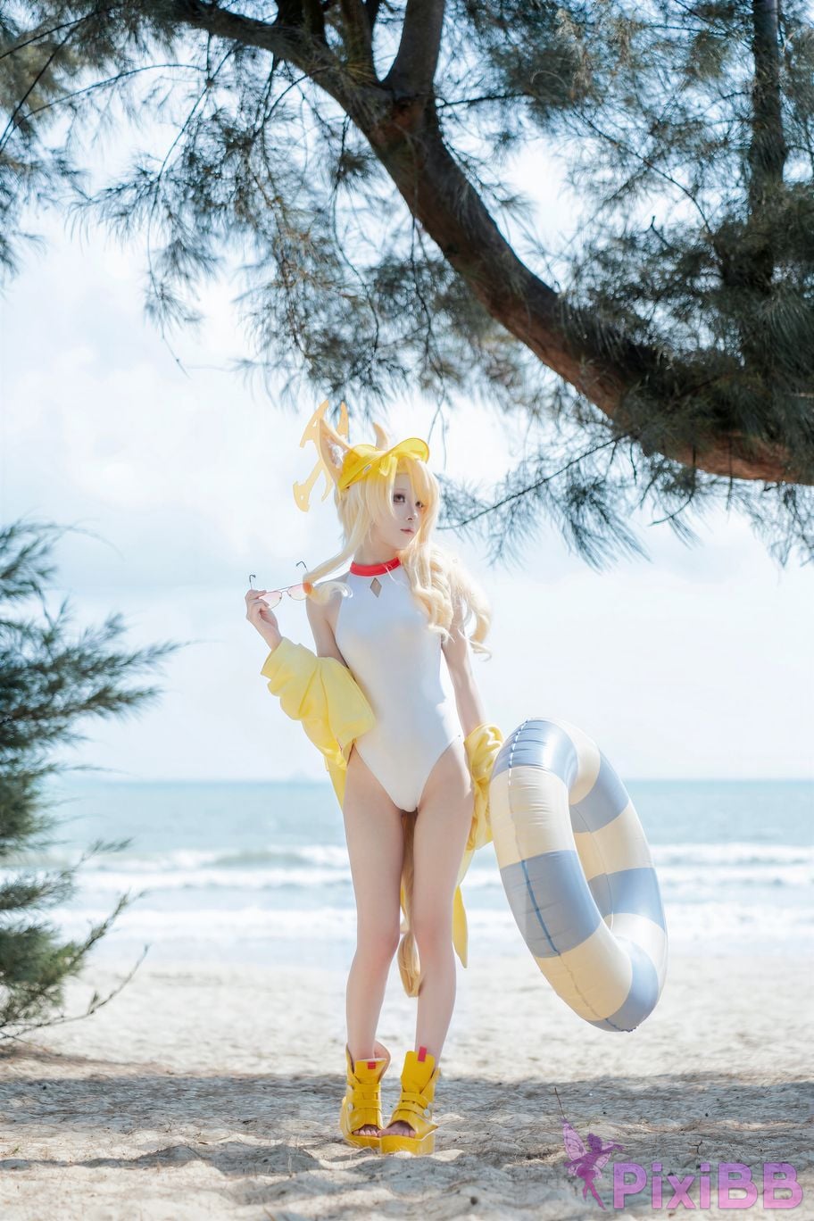 Cosplayer vector fish Blue Archive Lily Garden Shengya swimsuit PixiBB.COM 051