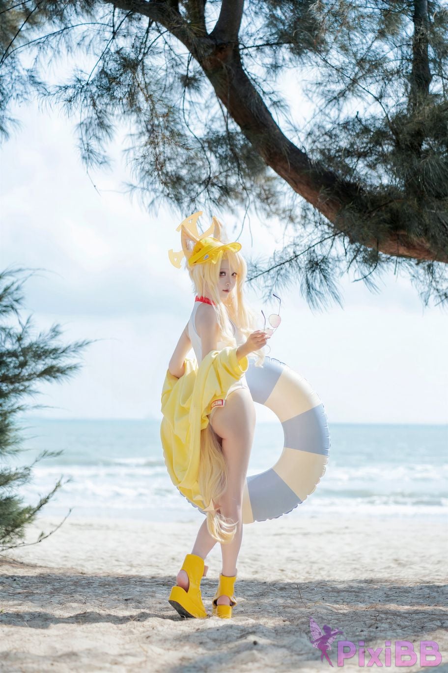 Cosplayer vector fish Blue Archive Lily Garden Shengya swimsuit PixiBB.COM 052