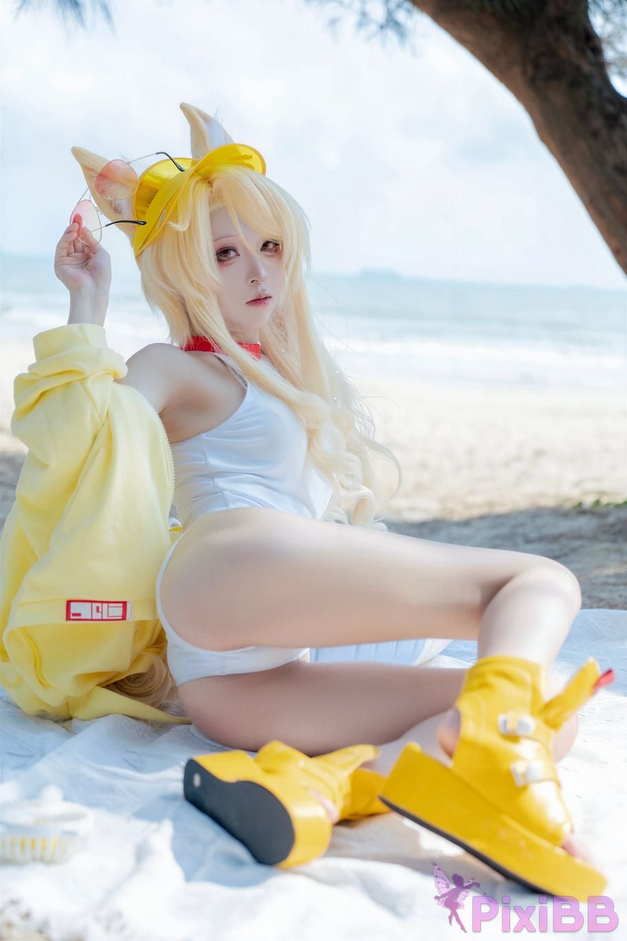 Cosplayer vector fish Blue Archive Lily Garden Shengya swimsuit PixiBB.COM 057