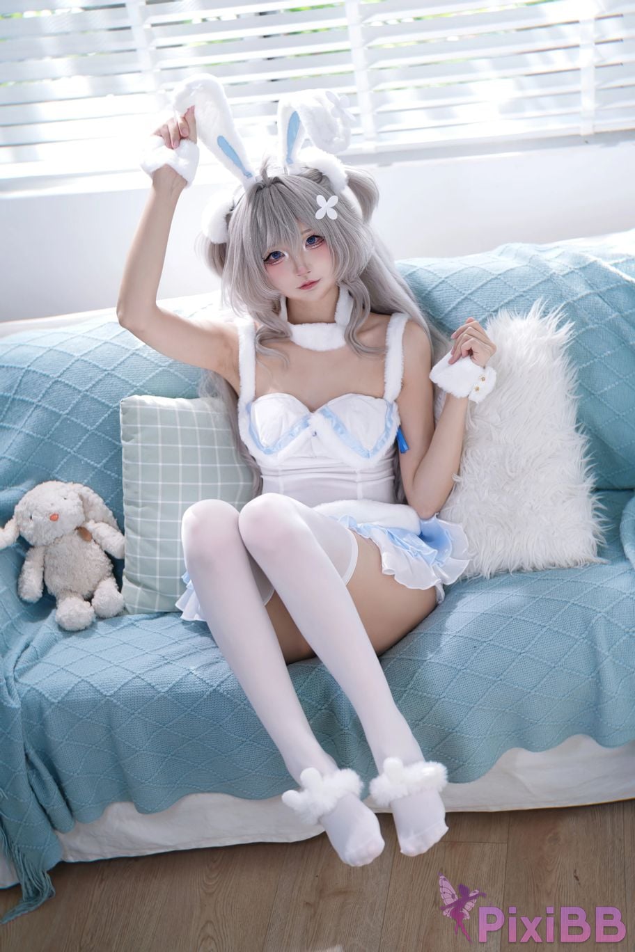 Cosplayer Five more ghosts azur lane sea breeze Pajama Bunny PixiBB.COM 002