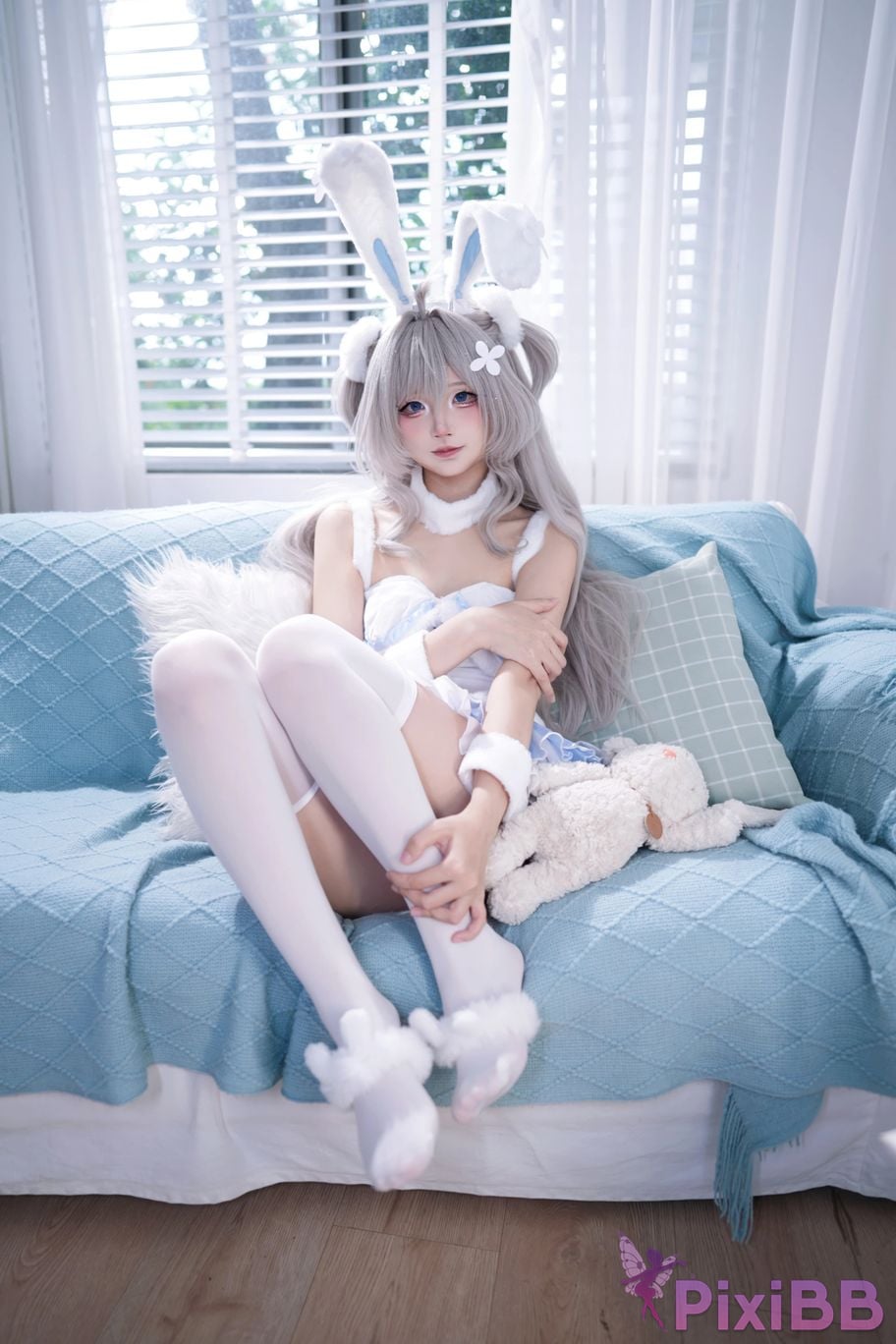 Cosplayer Five more ghosts azur lane sea breeze Pajama Bunny PixiBB.COM 010