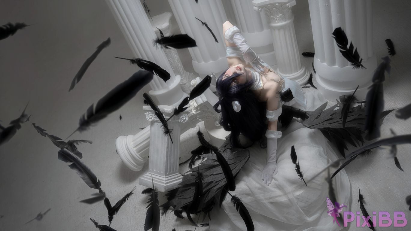 Cosplayer Zhiyue Etsu ko Overlord Albedo PixiBB.COM 001