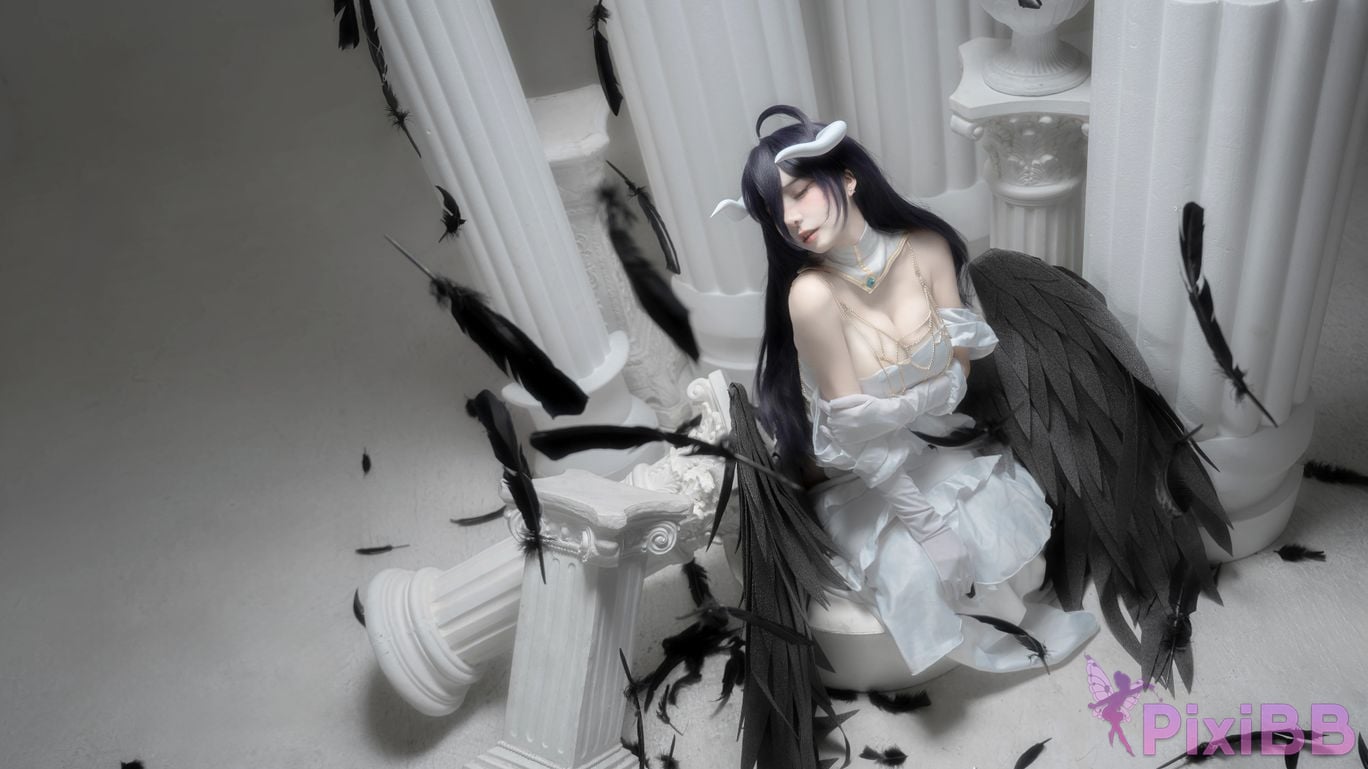 Cosplayer Zhiyue Etsu ko Overlord Albedo PixiBB.COM 005
