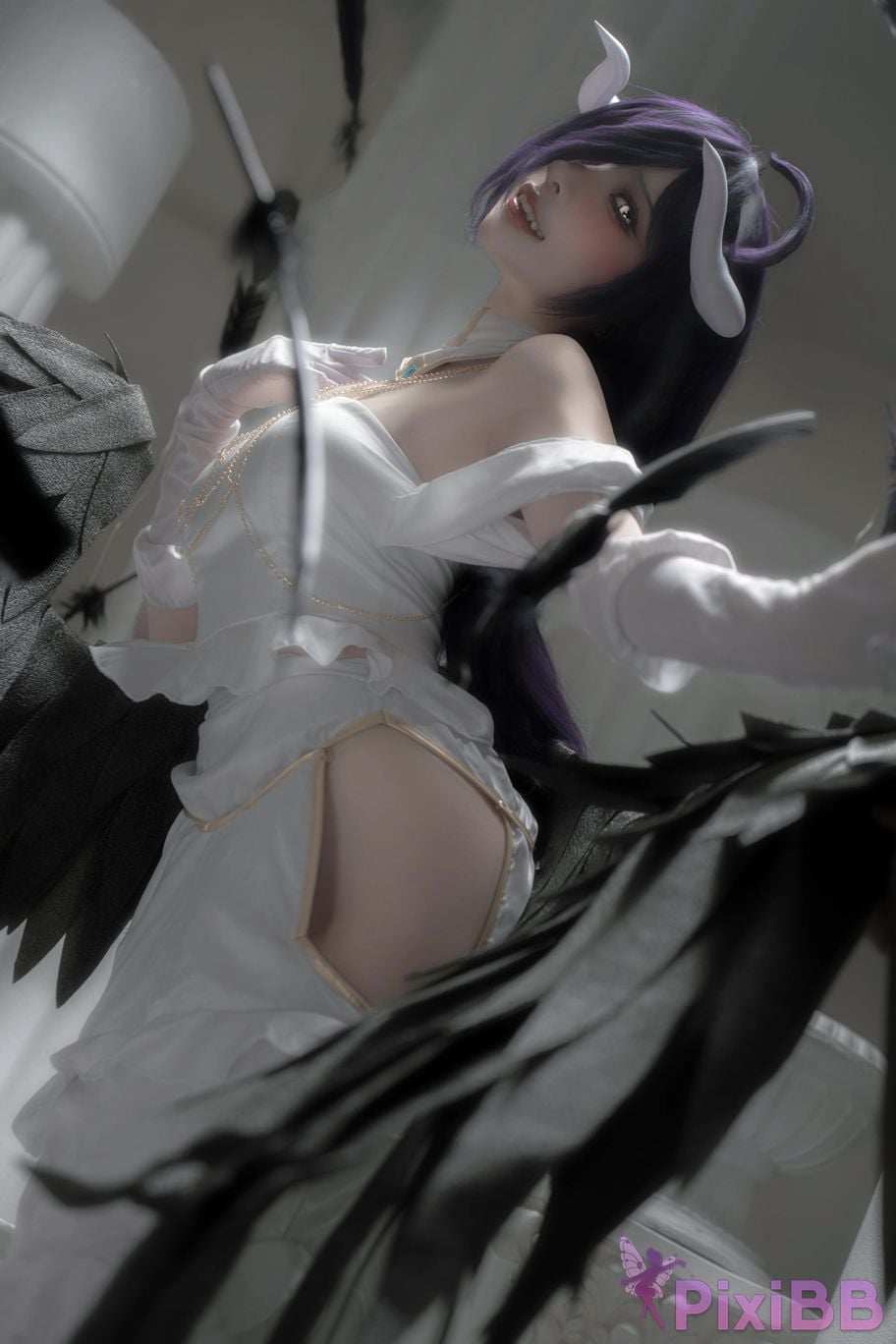 Cosplayer Zhiyue Etsu ko Overlord Albedo PixiBB.COM 006