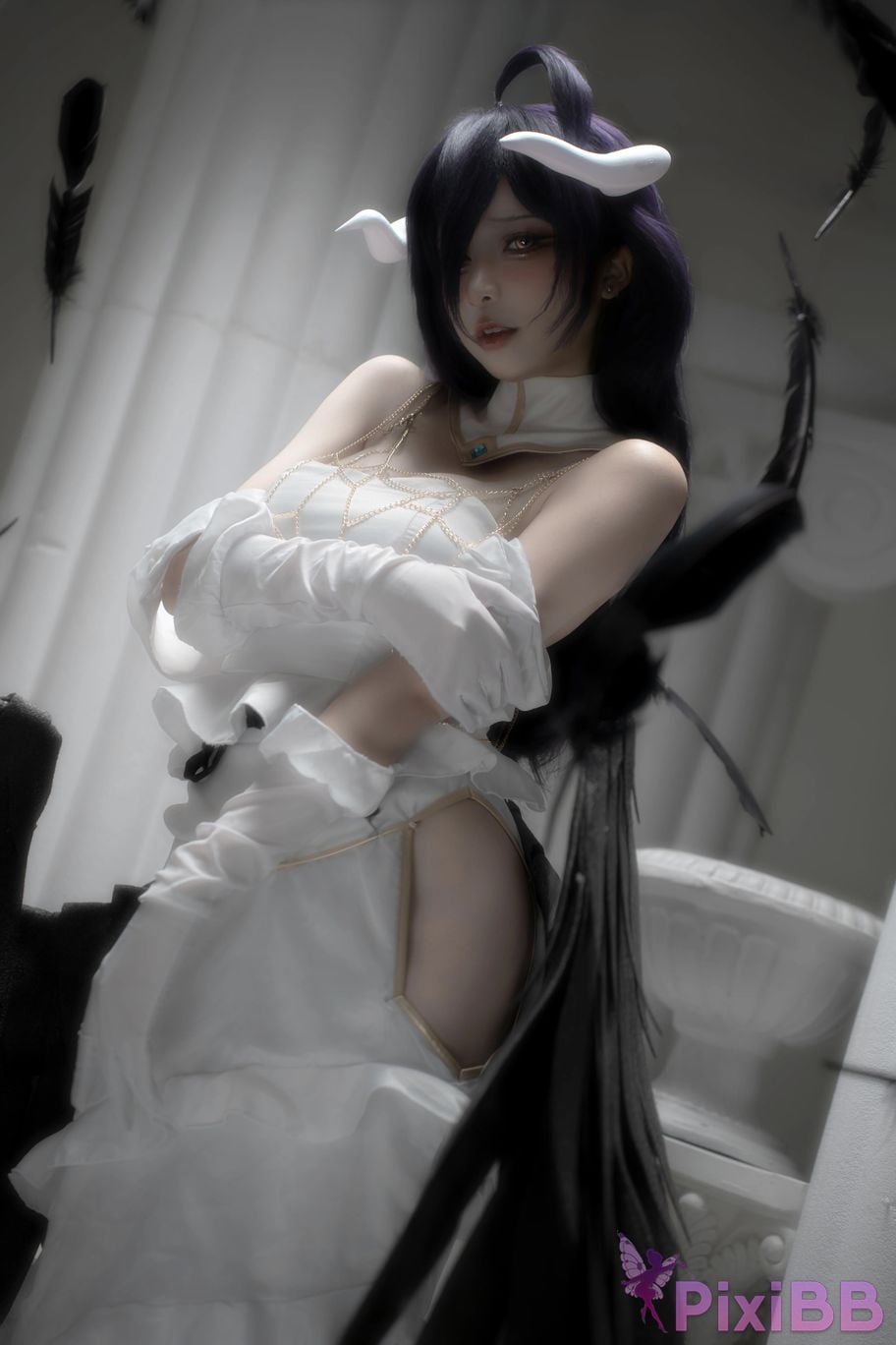 Cosplayer Zhiyue Etsu ko Overlord Albedo PixiBB.COM 009