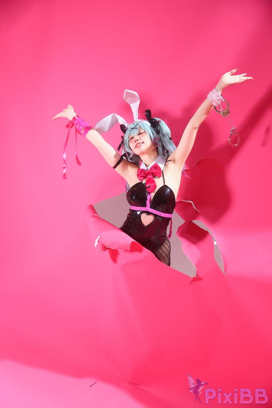 Cosplayer G44 wont get hurt hatsune miku rabbit hole PixiBB.COM 026