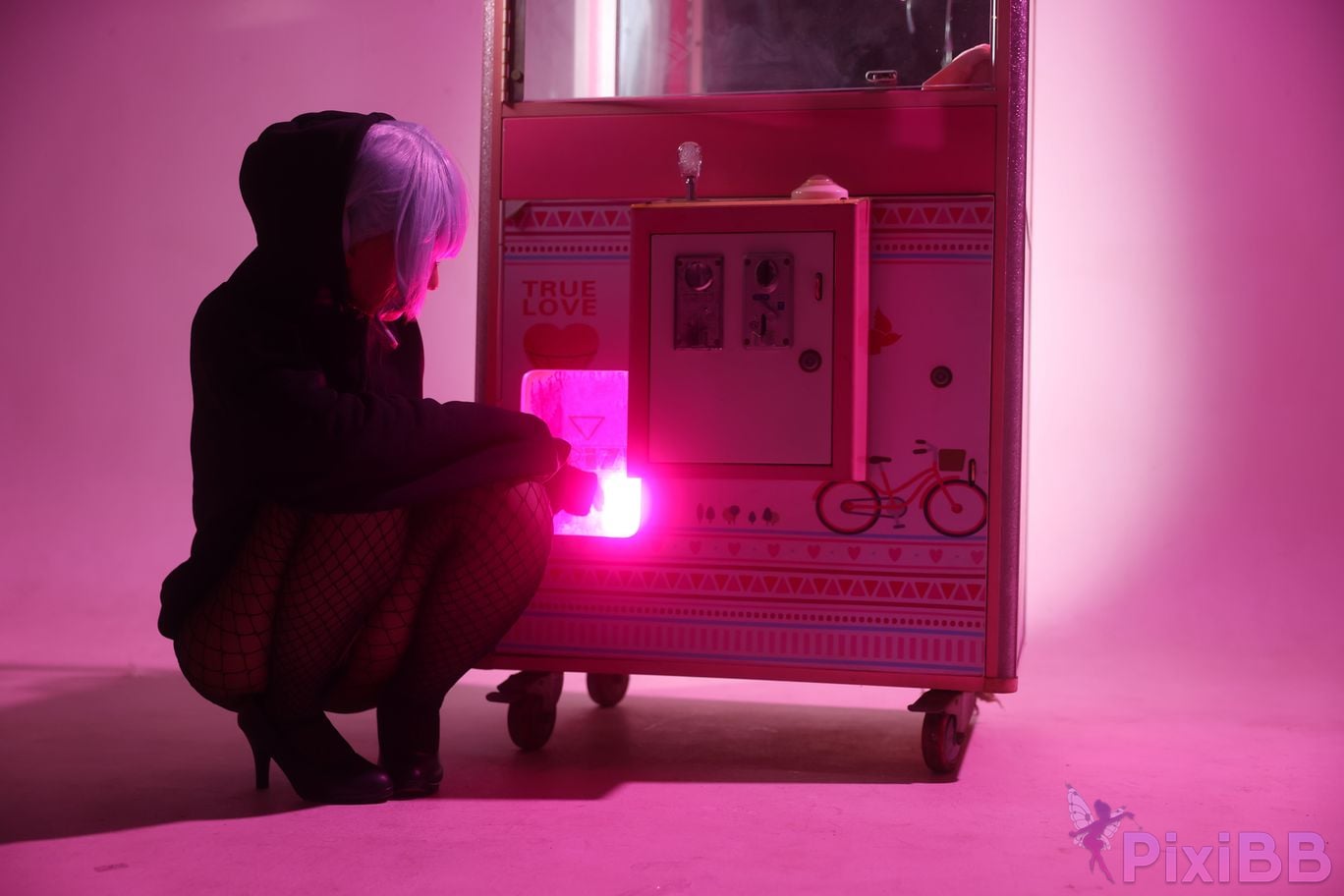 Cosplayer G44 wont get hurt hatsune miku rabbit hole PixiBB.COM 040