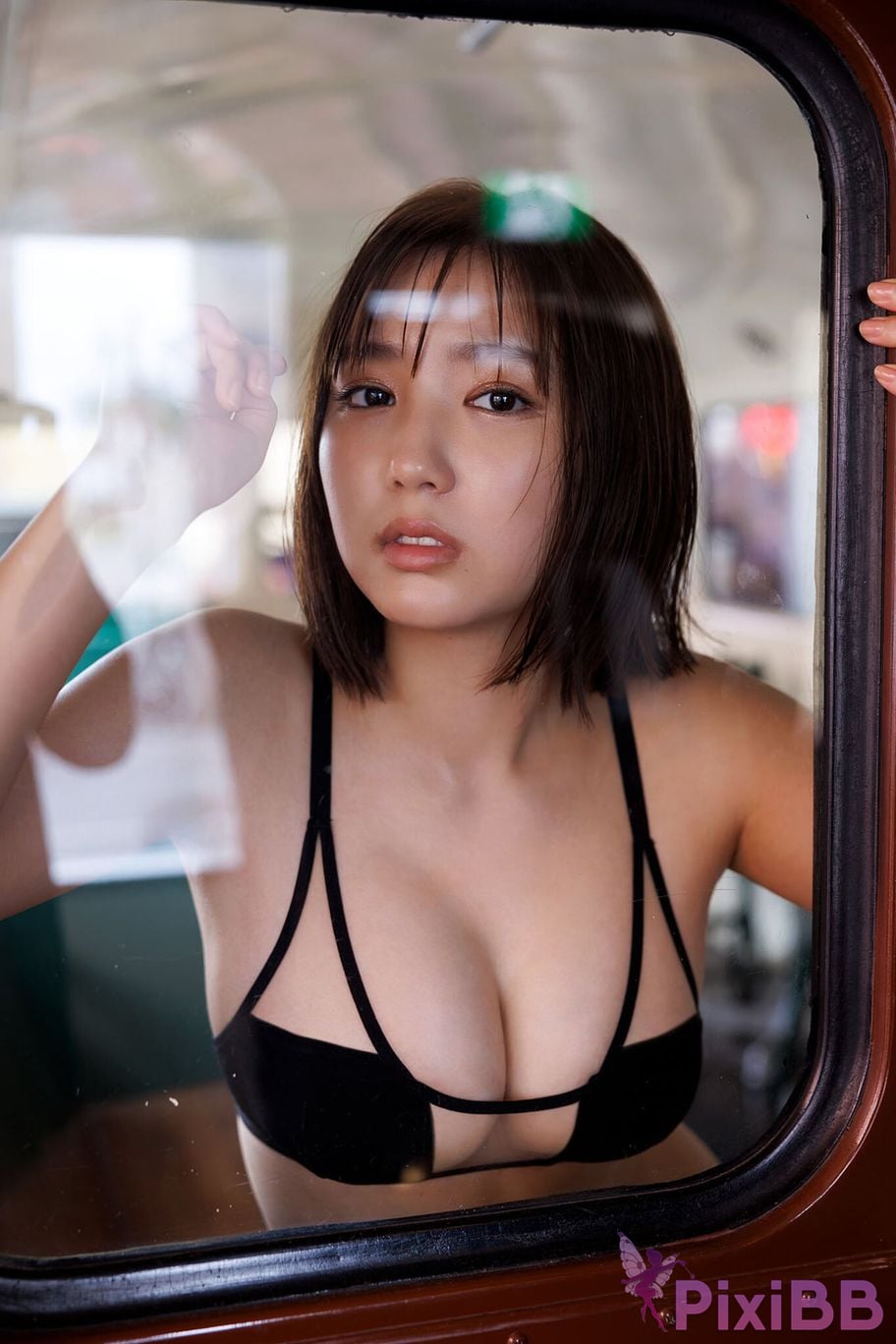 Japanese Idol Sawaguchi Aika Expanded version Complete 50P Yanmaga Other YM2024 Year 35 Issue unreleased cut digital photo book PixiBB.COM 033
