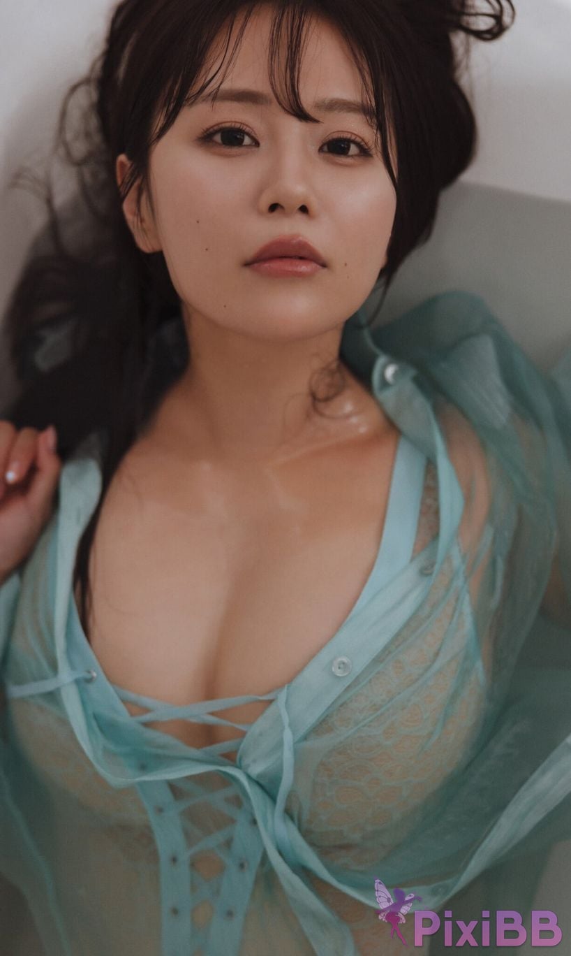 Japanese Idol Yuka Iguchi digital photo book encore PixiBB.COM 106