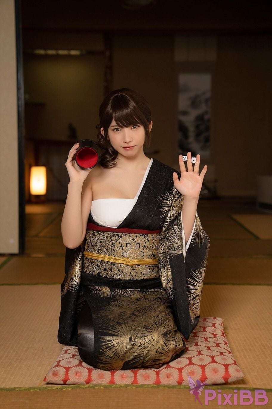 Japanese Idol Enako Picture scroll of beautiful women moon change jigra PixiBB.COM 003