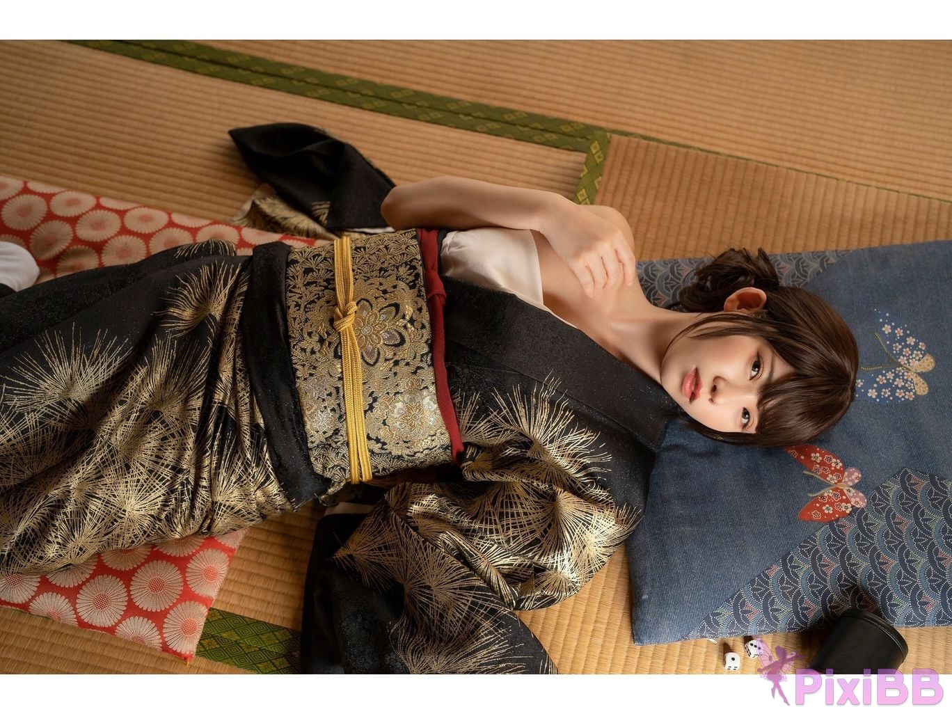 Japanese Idol Enako Picture scroll of beautiful women moon change jigra PixiBB.COM 015
