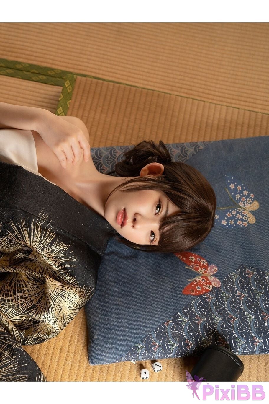 Japanese Idol Enako Picture scroll of beautiful women moon change jigra PixiBB.COM 016