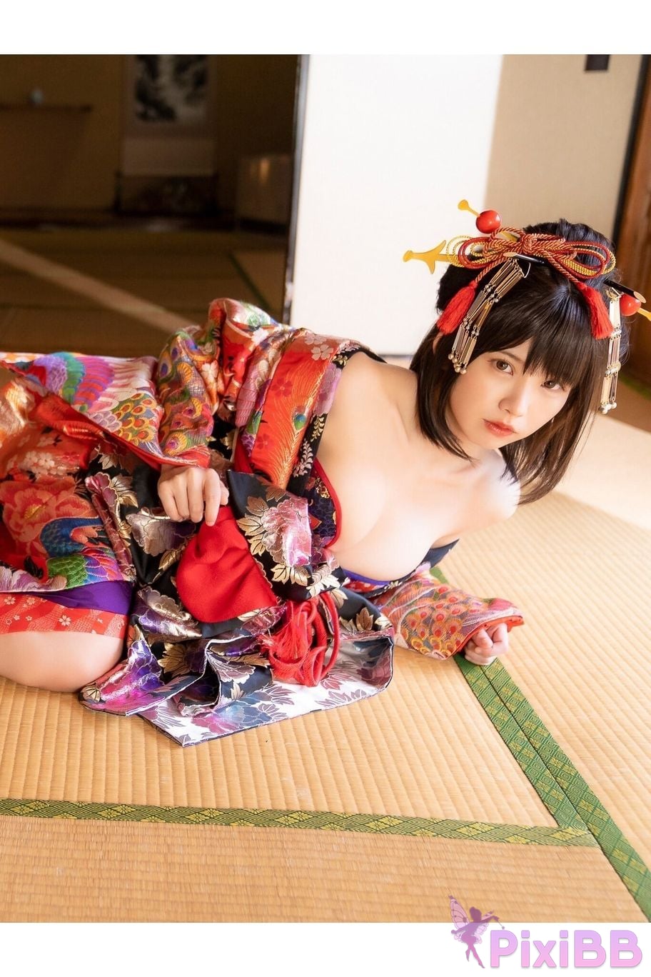 Japanese Idol Enako Picture scroll of beautiful women moon change jigra PixiBB.COM 034