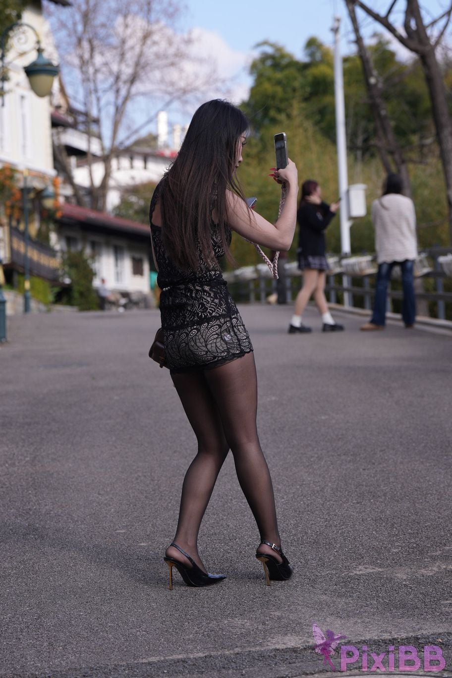 Featured Street Photography Works No.5782 Intellectual charm black dress PixiBB.COM 010