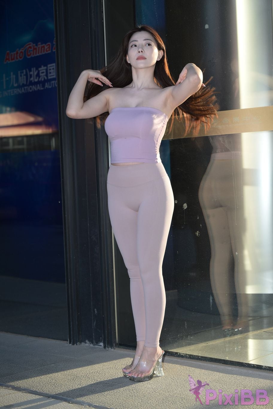 Featured Street Photography Works No.5786 Coco pink leggings PixiBB.COM 019
