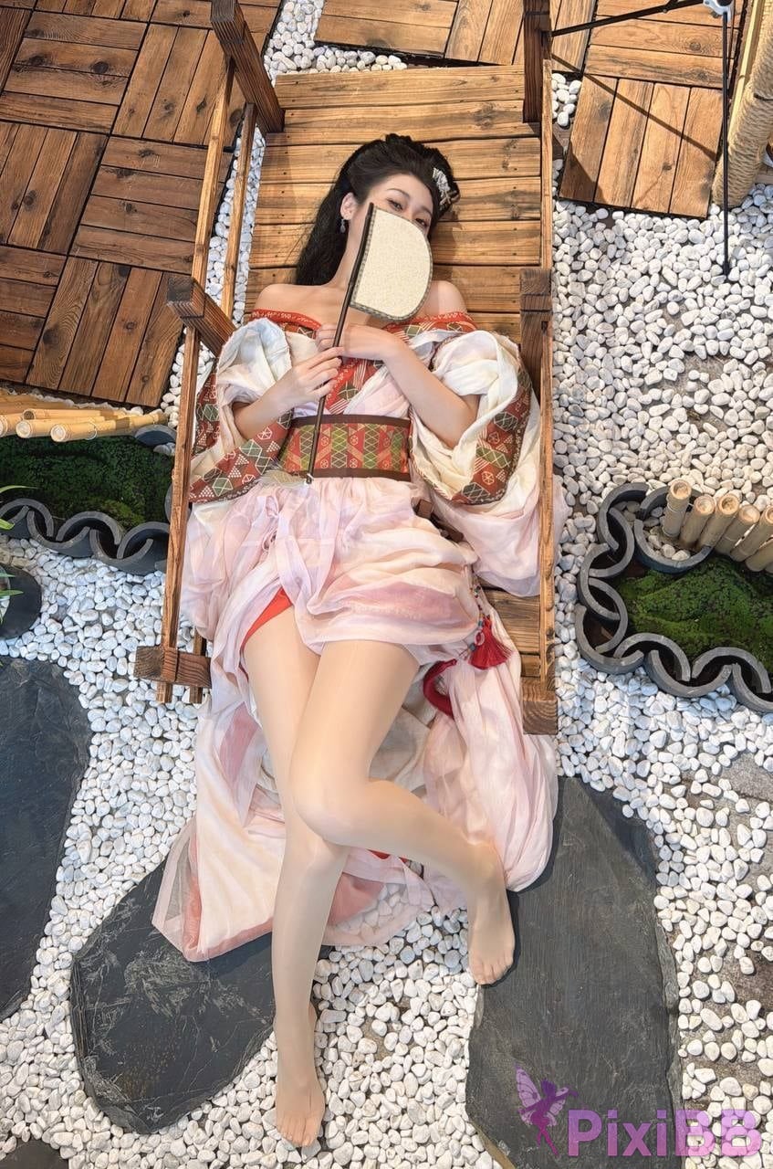 OtherXXX dumb cat m B Standing Silk Feet Royal Sister Goddess Contrast the ancient style of Hanfu coser Captains Benefits PixiBB.COM 047