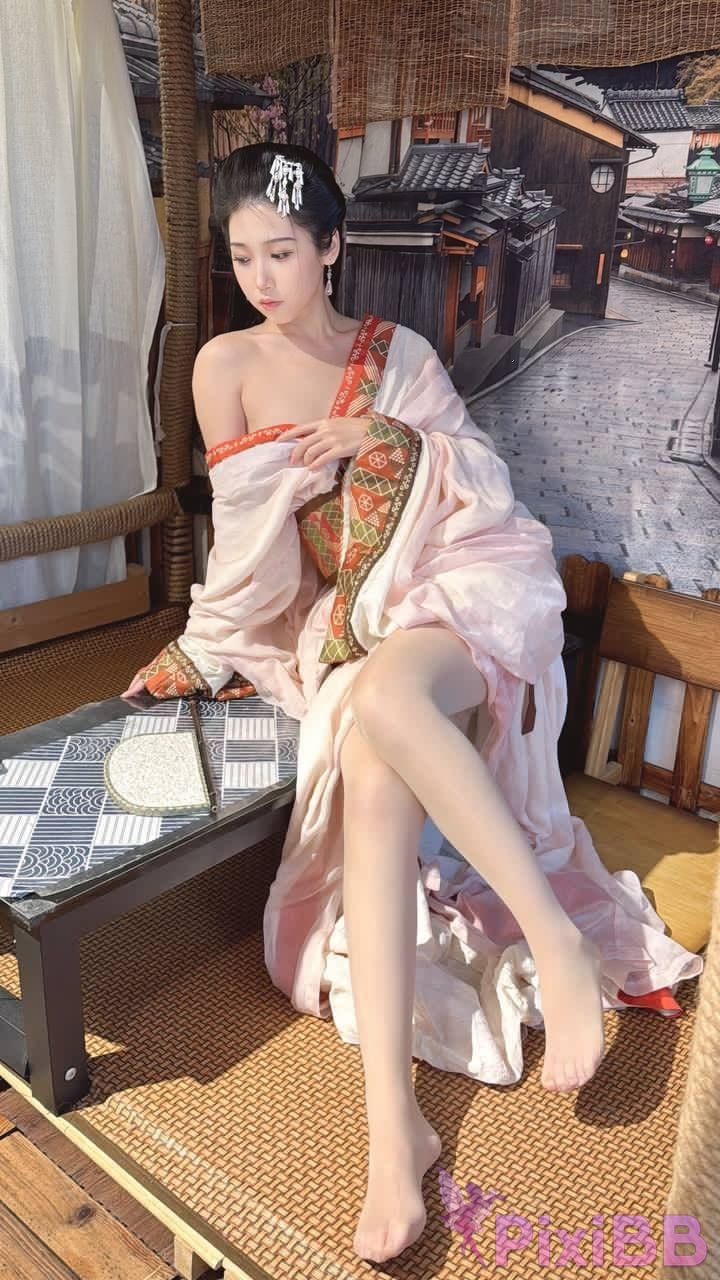 OtherXXX dumb cat m B Standing Silk Feet Royal Sister Goddess Contrast the ancient style of Hanfu coser Captains Benefits PixiBB.COM 055