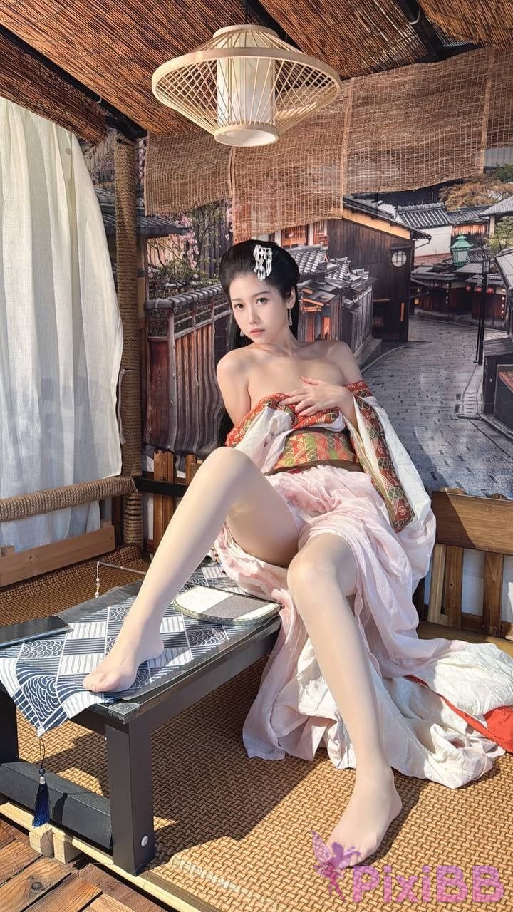 OtherXXX dumb cat m B Standing Silk Feet Royal Sister Goddess Contrast the ancient style of Hanfu coser Captains Benefits PixiBB.COM 056