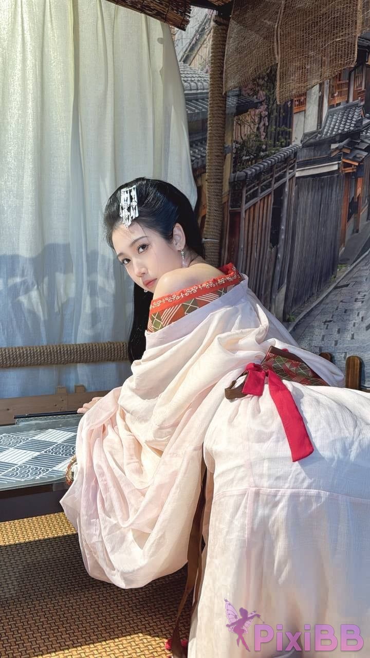 OtherXXX dumb cat m B Standing Silk Feet Royal Sister Goddess Contrast the ancient style of Hanfu coser Captains Benefits PixiBB.COM 072