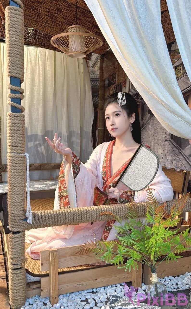 OtherXXX dumb cat m B Standing Silk Feet Royal Sister Goddess Contrast the ancient style of Hanfu coser Captains Benefits PixiBB.COM 076