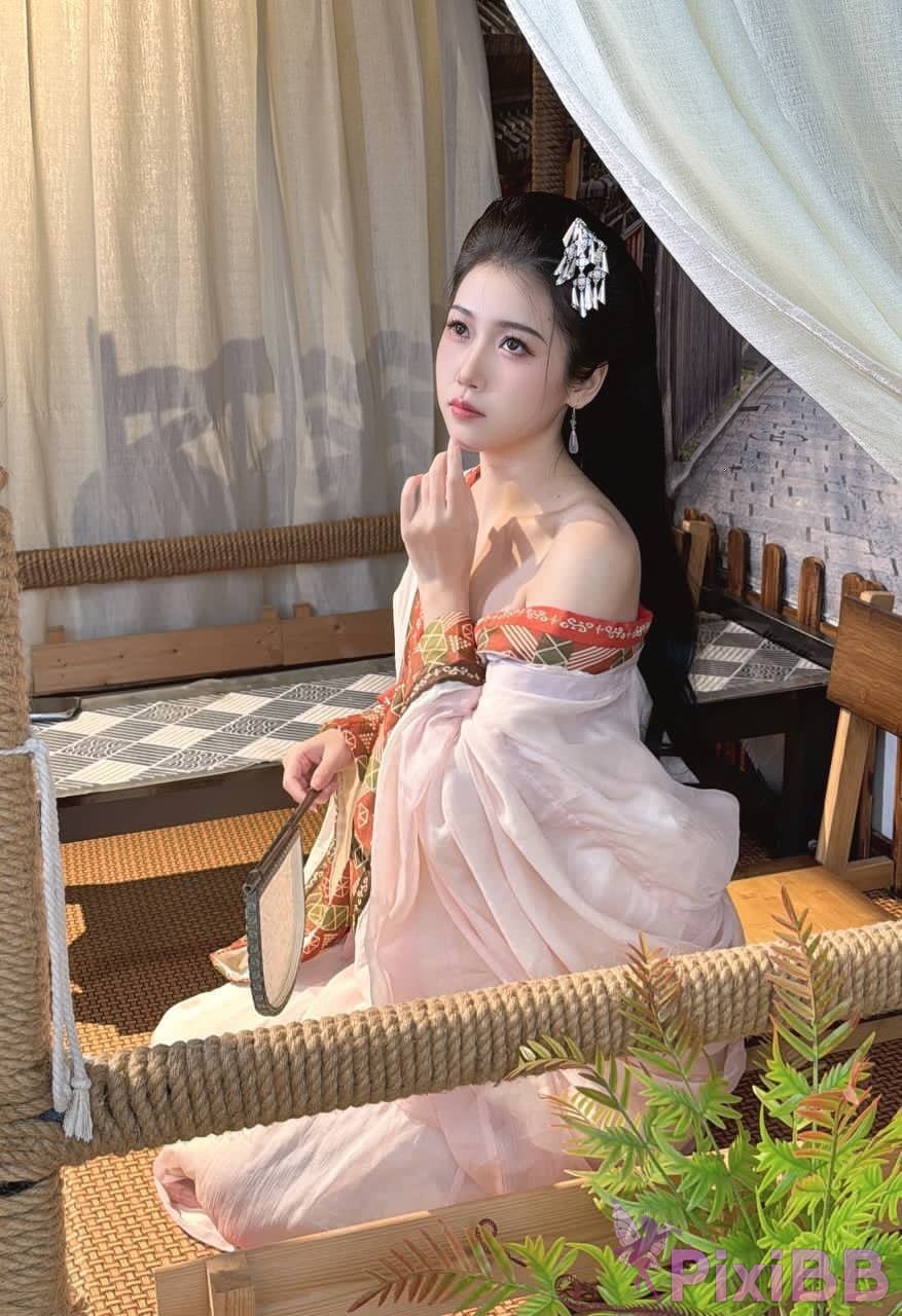OtherXXX dumb cat m B Standing Silk Feet Royal Sister Goddess Contrast the ancient style of Hanfu coser Captains Benefits PixiBB.COM 079