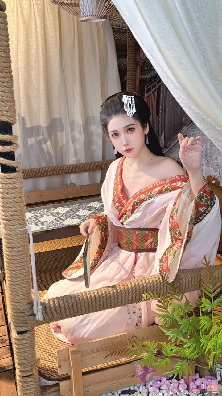 OtherXXX dumb cat m B Standing Silk Feet Royal Sister Goddess Contrast the ancient style of Hanfu coser Captains Benefits PixiBB.COM 080